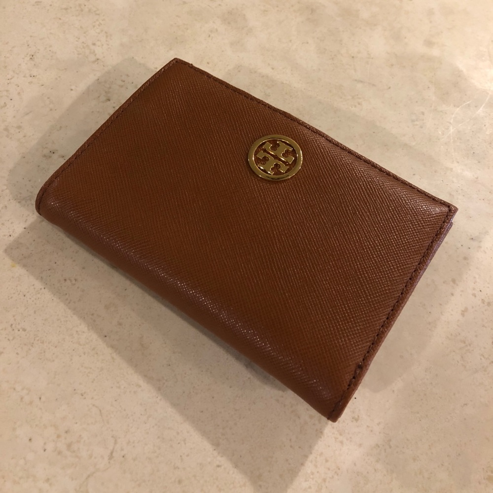 [Tory Burch] Tan Wallet! 💚